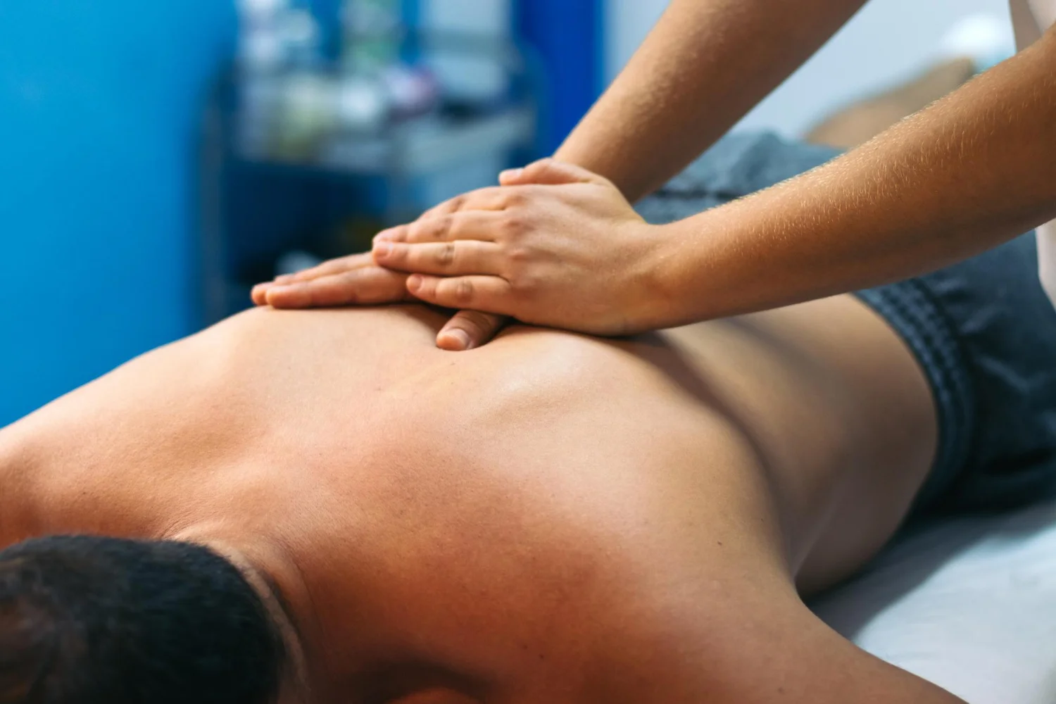 Physiotherapy massage treatment